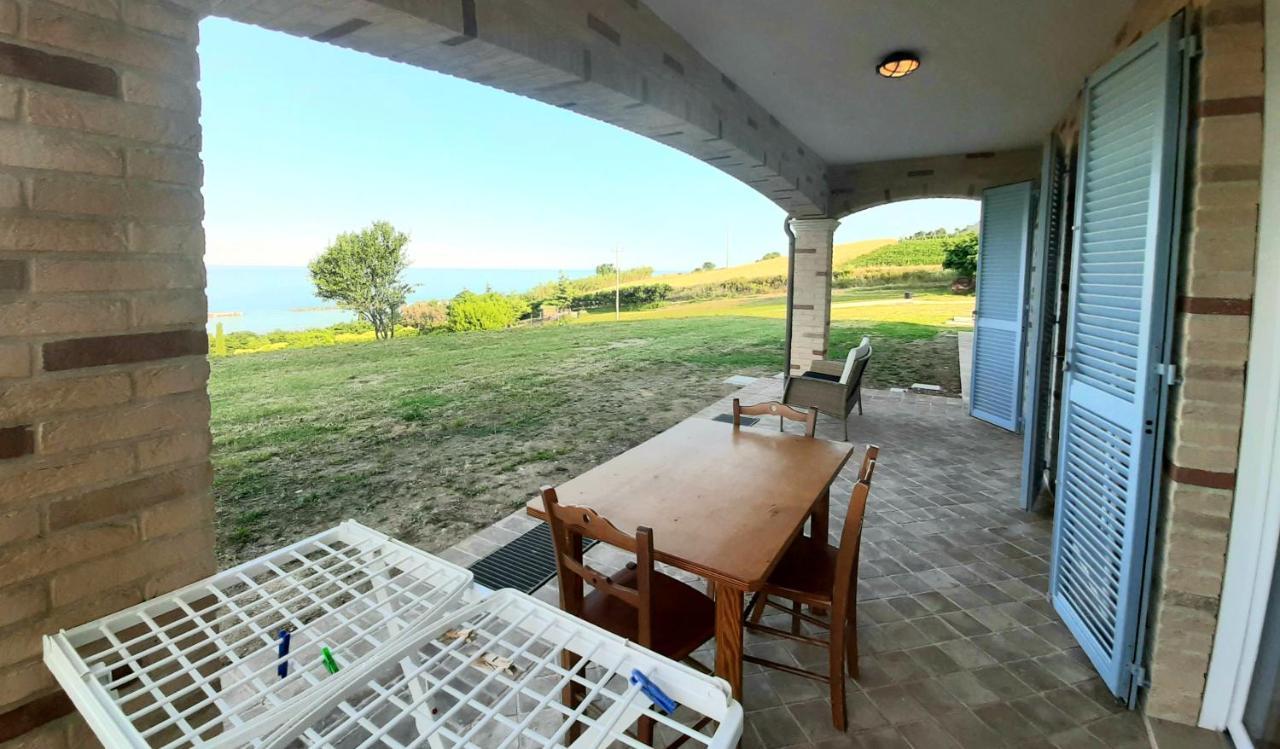 Bio Agriturismo Mare in Campagna Campofilone Esterno foto