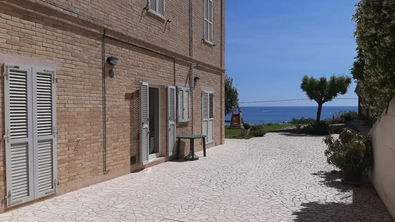 Bio Agriturismo Mare in Campagna Campofilone Esterno foto